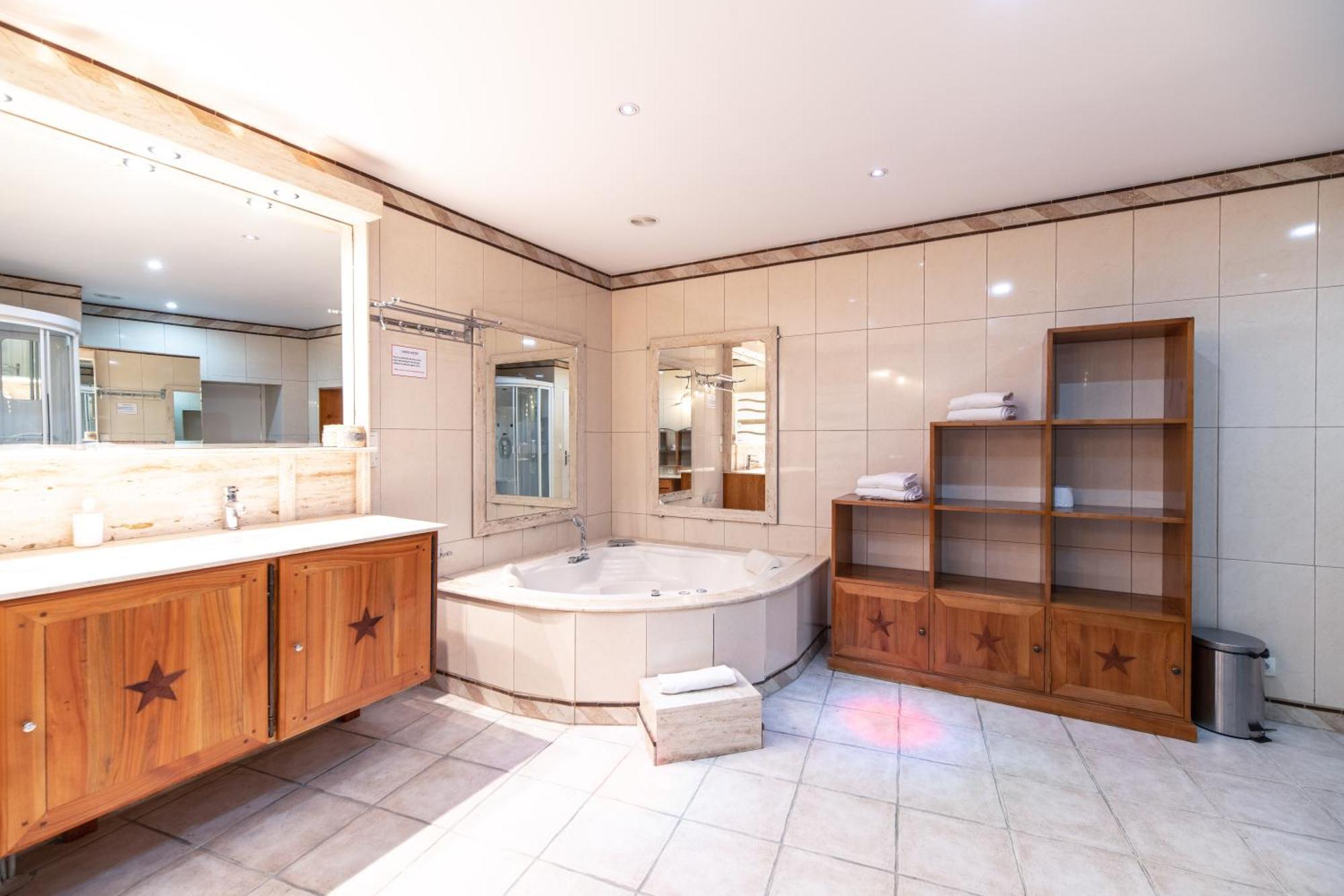 Appartement Du Couvent ナルボンヌ エクステリア 写真