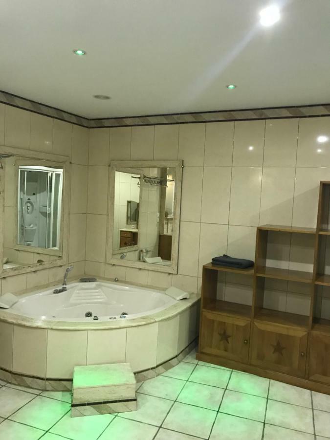 Appartement Du Couvent ナルボンヌ エクステリア 写真
